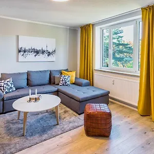 https://neu-eingerichtetes-stilvolles-apartment.dresdenhotels.net